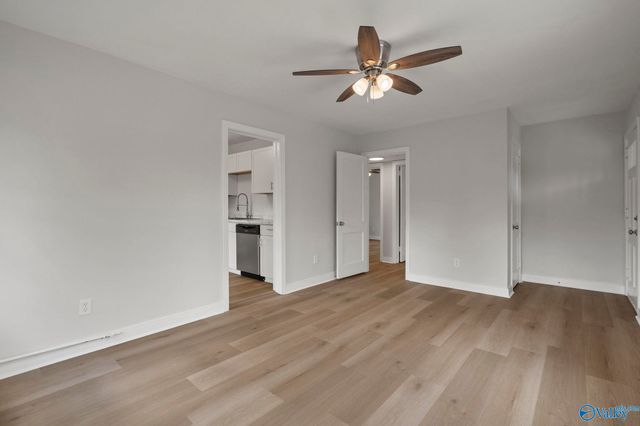 301 8th Avenue NW, Decatur, AL 35601