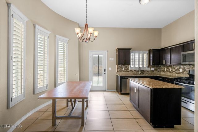 14832 TED BANKS Avenue, El Paso, TX 79938