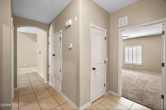 14832 TED BANKS Avenue, El Paso, TX 79938