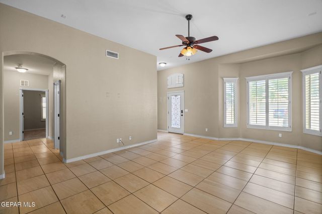 14832 TED BANKS Avenue, El Paso, TX 79938