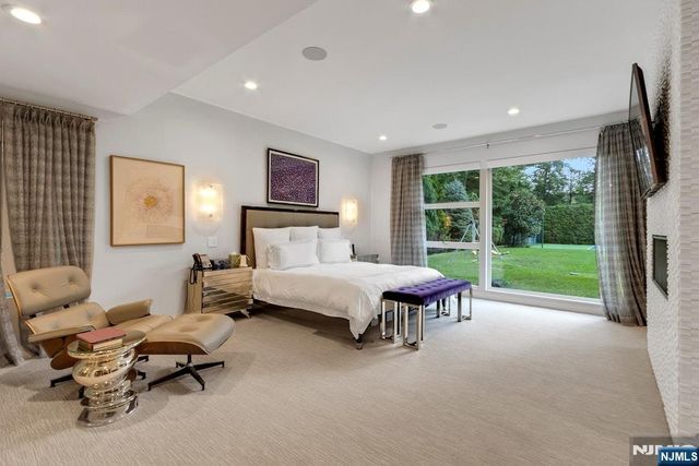 34 Warren Lane, Alpine, NJ 07620