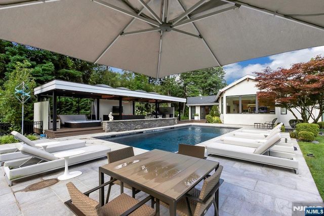 34 Warren Lane, Alpine, NJ 07620
