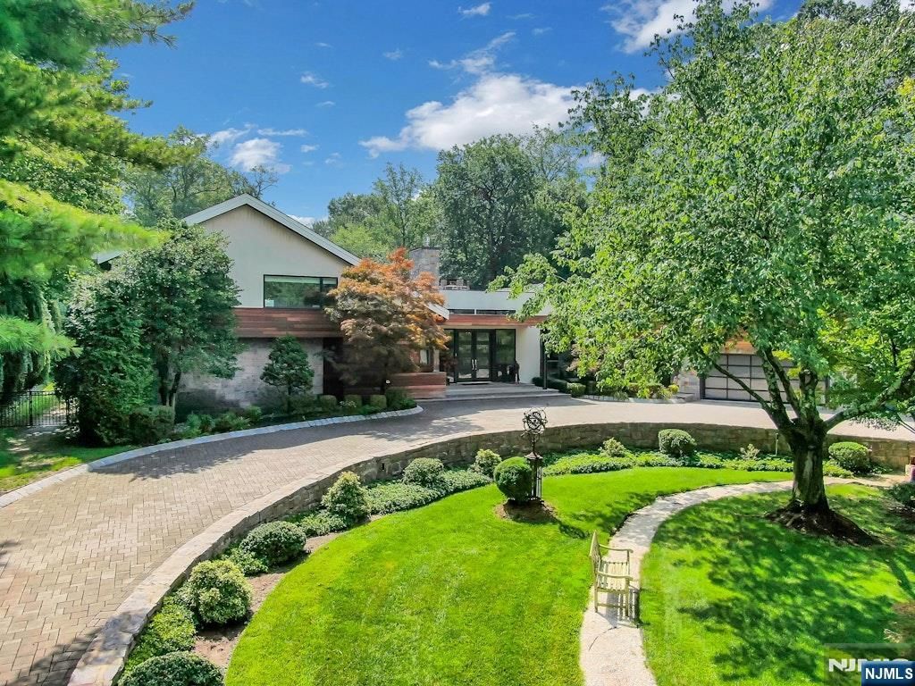 34 Warren Lane, Alpine, NJ 07620