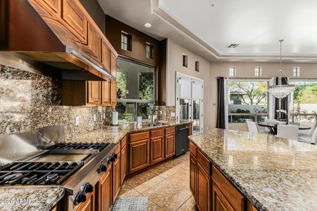 10834 E CANNON Drive, Scottsdale, AZ 85259