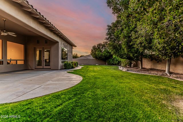 10834 E CANNON Drive, Scottsdale, AZ 85259