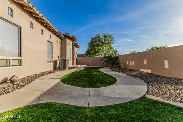 10834 E CANNON Drive, Scottsdale, AZ 85259