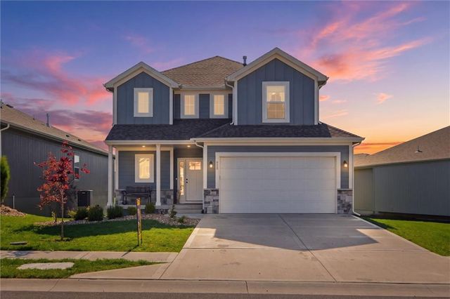 523 NW 110th Street, Kansas City, MO 64155