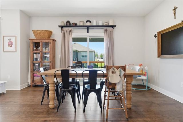 523 NW 110th Street, Kansas City, MO 64155