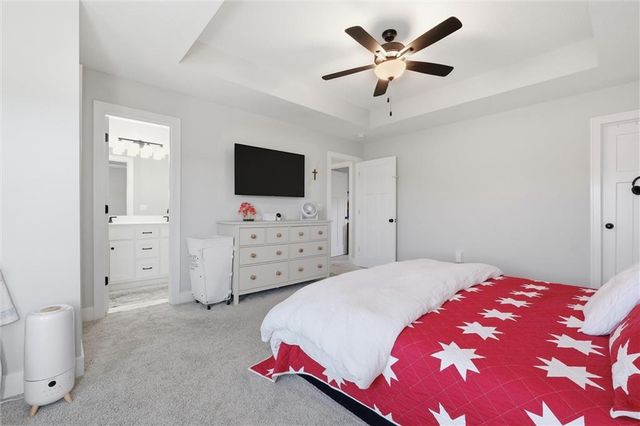 523 NW 110th Street, Kansas City, MO 64155