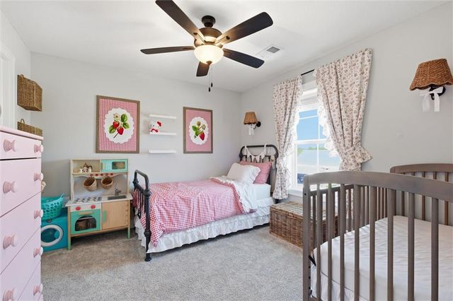 523 NW 110th Street, Kansas City, MO 64155