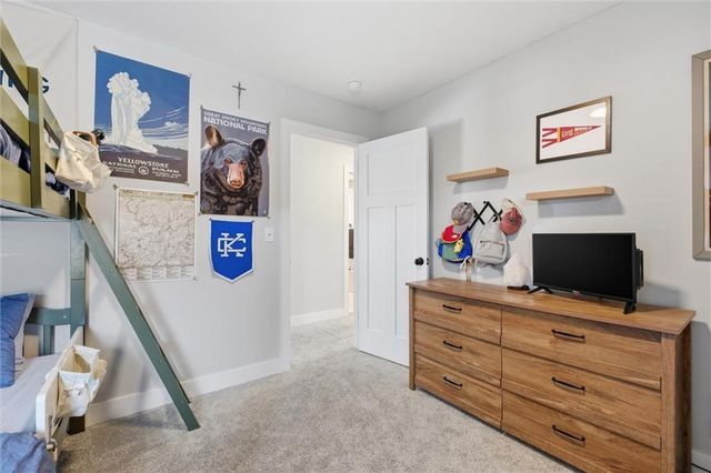 523 NW 110th Street, Kansas City, MO 64155