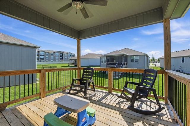 523 NW 110th Street, Kansas City, MO 64155