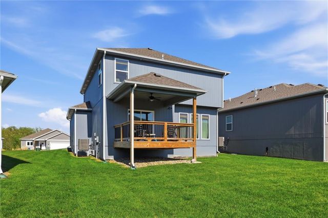 523 NW 110th Street, Kansas City, MO 64155