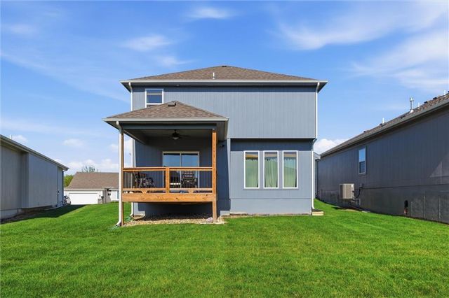 523 NW 110th Street, Kansas City, MO 64155