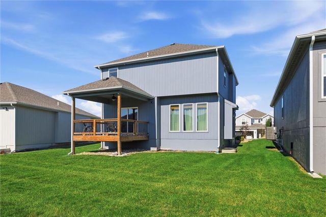 523 NW 110th Street, Kansas City, MO 64155