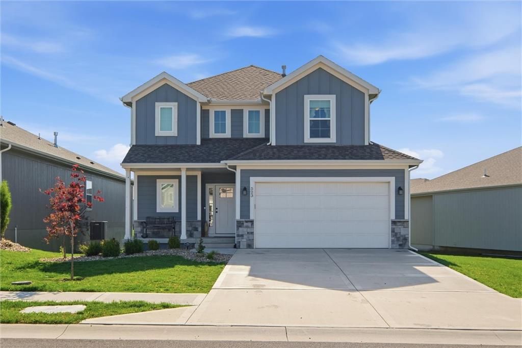 523 NW 110th Street, Kansas City, MO 64155