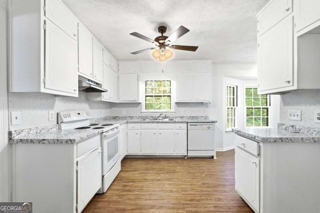 3346 San Antonio Drive, Snellville, GA 30039
