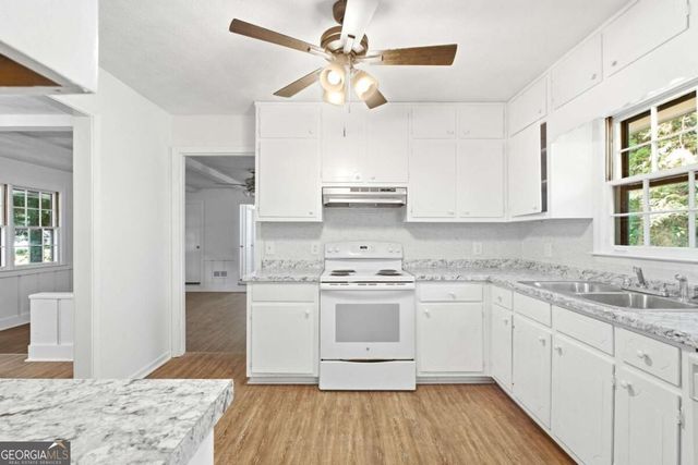 3346 San Antonio Drive, Snellville, GA 30039