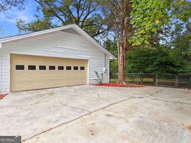 3346 San Antonio Drive, Snellville, GA 30039