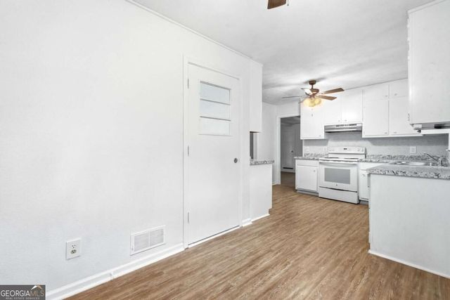 3346 San Antonio Drive, Snellville, GA 30039