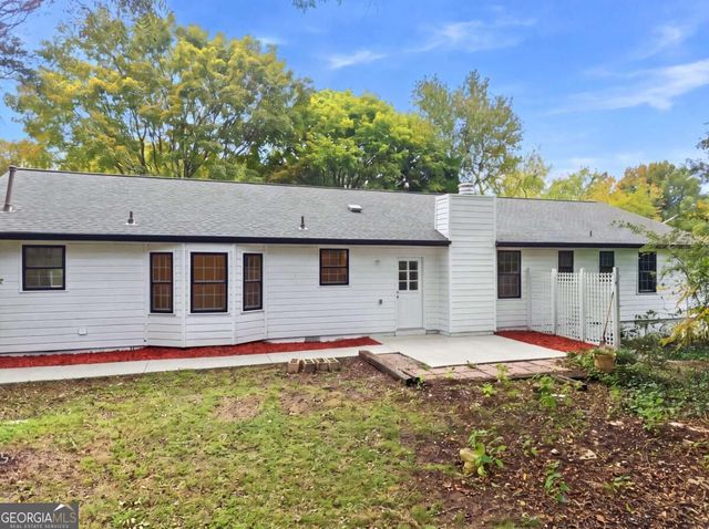 3346 San Antonio Drive, Snellville, GA 30039