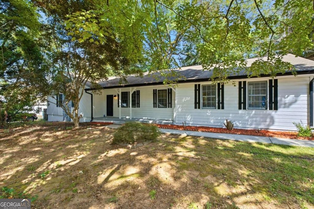 3346 San Antonio Drive, Snellville, GA 30039 — photo 2