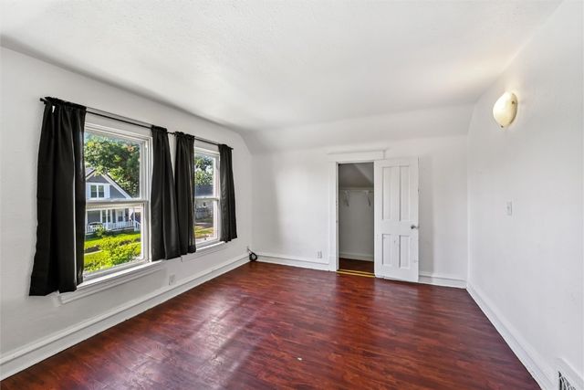 280 14th Avenue SW, Cedar Rapids, IA 52404