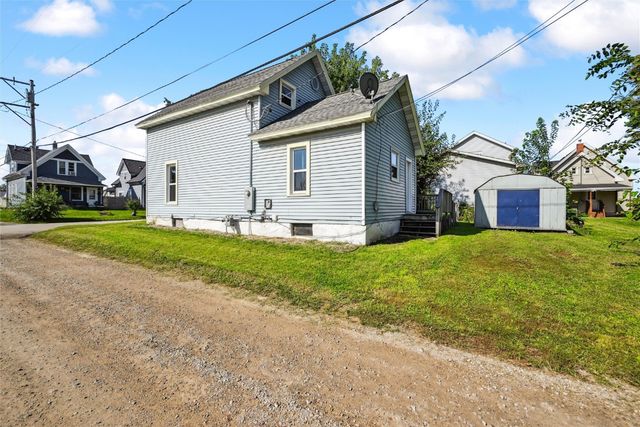 280 14th Avenue SW, Cedar Rapids, IA 52404