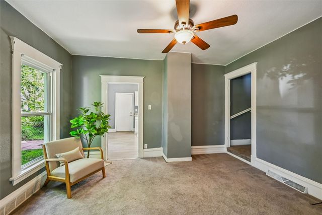 280 14th Avenue SW, Cedar Rapids, IA 52404