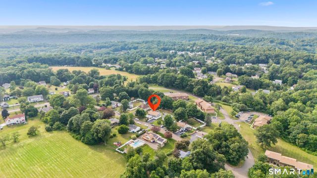 12 Homestead Place, Branford, CT 06405