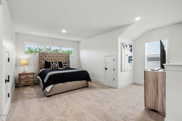 621 S Franklin Street, Wake Forest, NC 27587