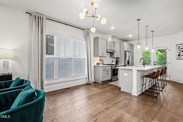 621 S Franklin Street, Wake Forest, NC 27587