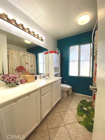 16883 Hazeltine Court, Fontana, CA 92336