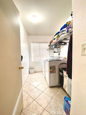 16883 Hazeltine Court, Fontana, CA 92336