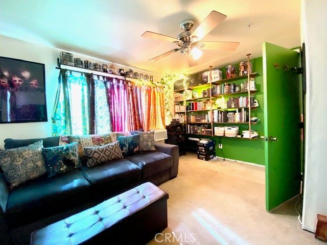 16883 Hazeltine Court, Fontana, CA 92336