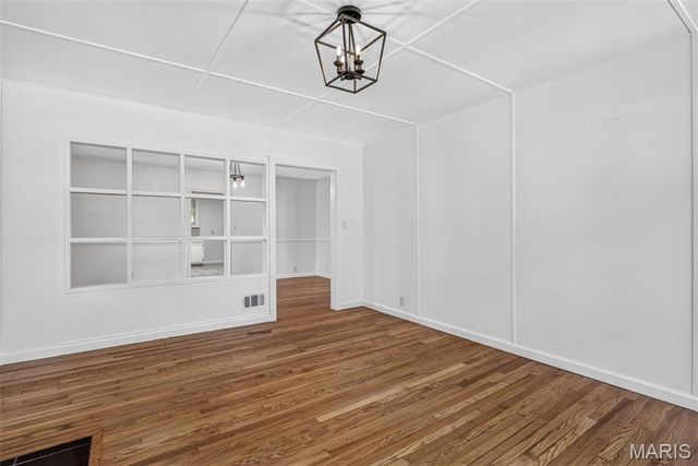 112 N Taylor Avenue, Crystal City, MO 63019
