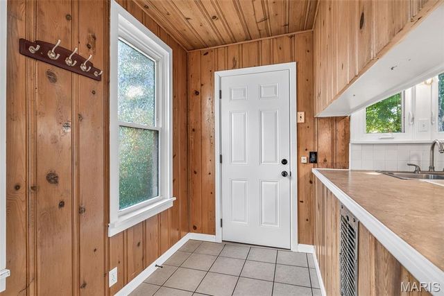 112 N Taylor Avenue, Crystal City, MO 63019
