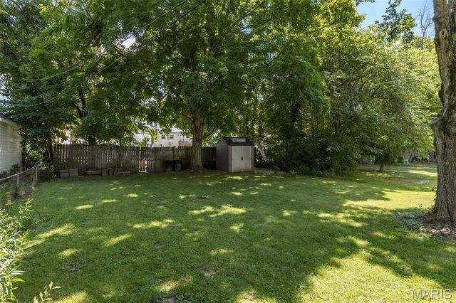 112 N Taylor Avenue, Crystal City, MO 63019
