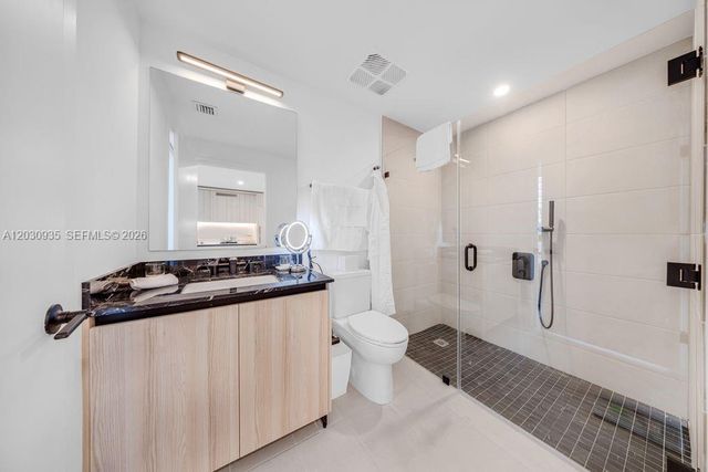 225 N Miami Ave 3507, Miami, FL 33128