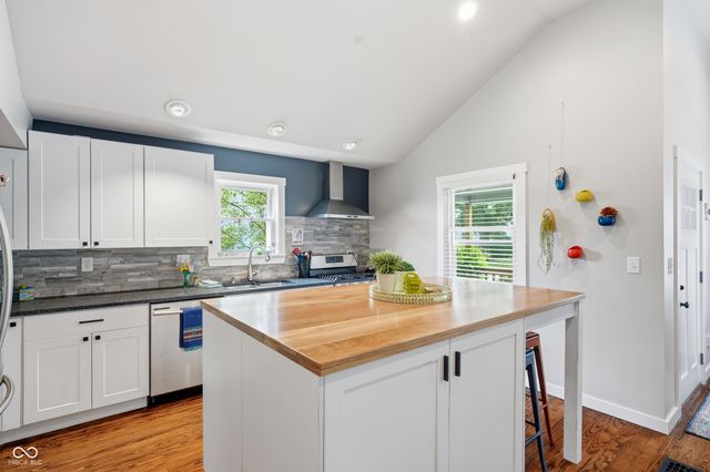422 Poplar Street, Fortville, IN 46040