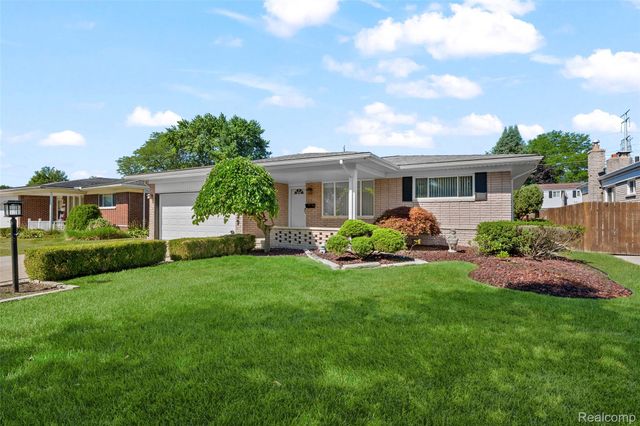 32429 Whitley Circle, Warren, MI 48088