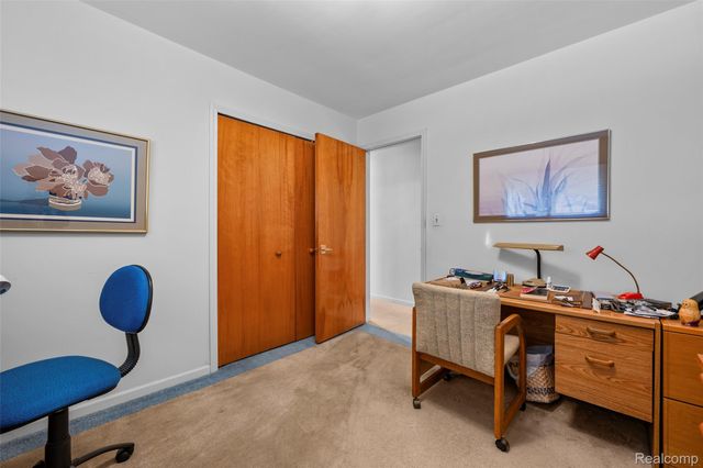 32429 Whitley Circle, Warren, MI 48088