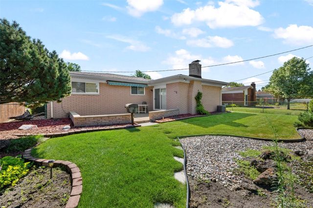 32429 Whitley Circle, Warren, MI 48088