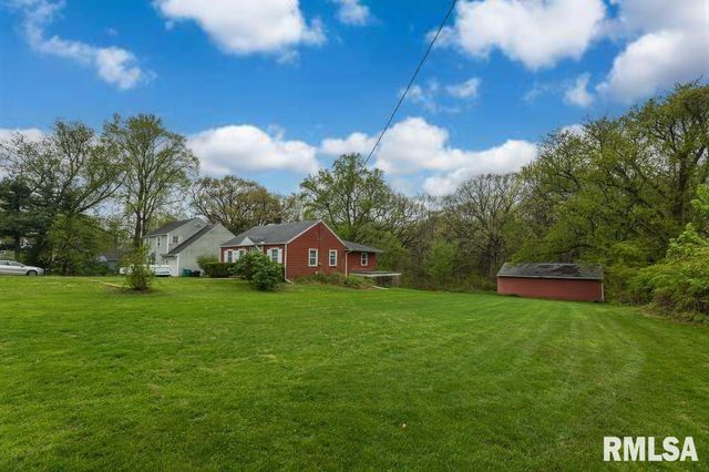 1121 N Wood Road, Peoria, IL 61604