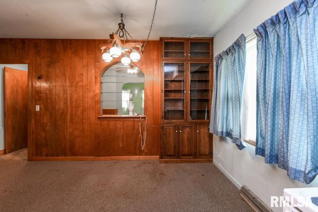 1121 N Wood Road, Peoria, IL 61604