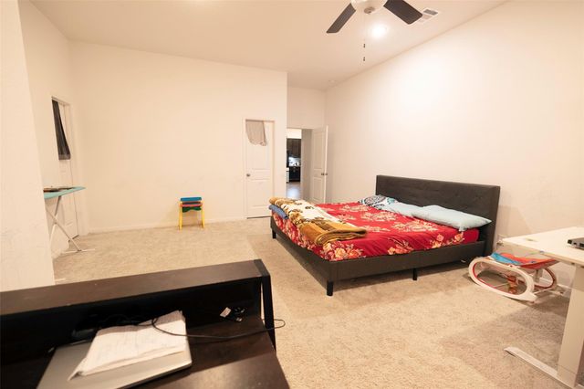 1008 Old Vine Road, Brenham, TX 77833