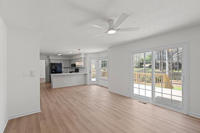 660 Trailwood SW Lane, Marietta, GA 30064