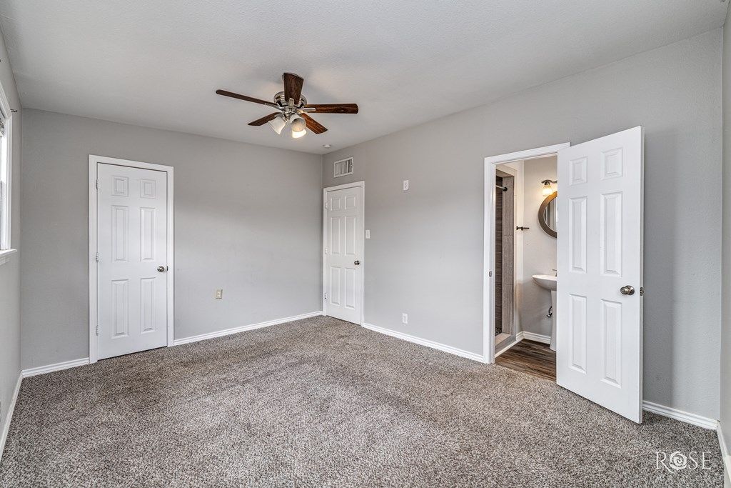 Image 13 of property listing at 1927 Chapman St, San Angelo, TX 76901