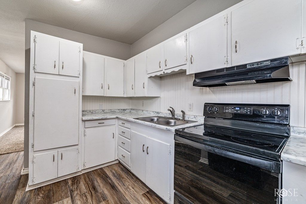 Image 6 of property listing at 1927 Chapman St, San Angelo, TX 76901