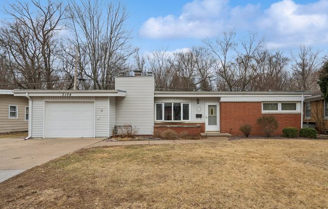 3104 15th St A Street, Moline, IL 61265